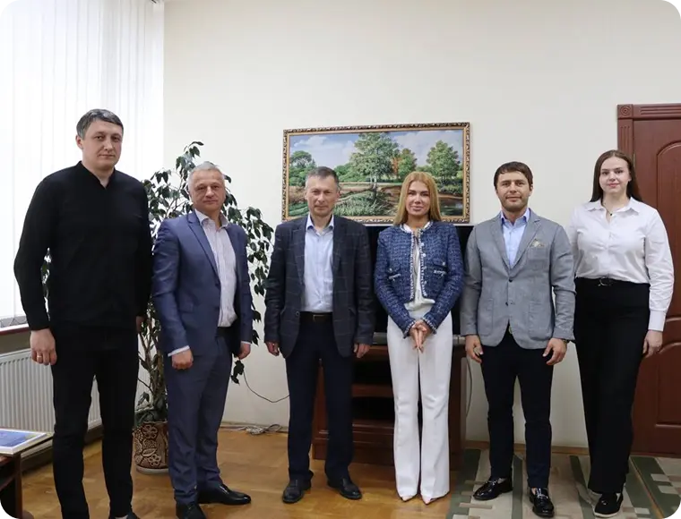Розвиток співпраці між транспортною галуззю, освітою та наукою.